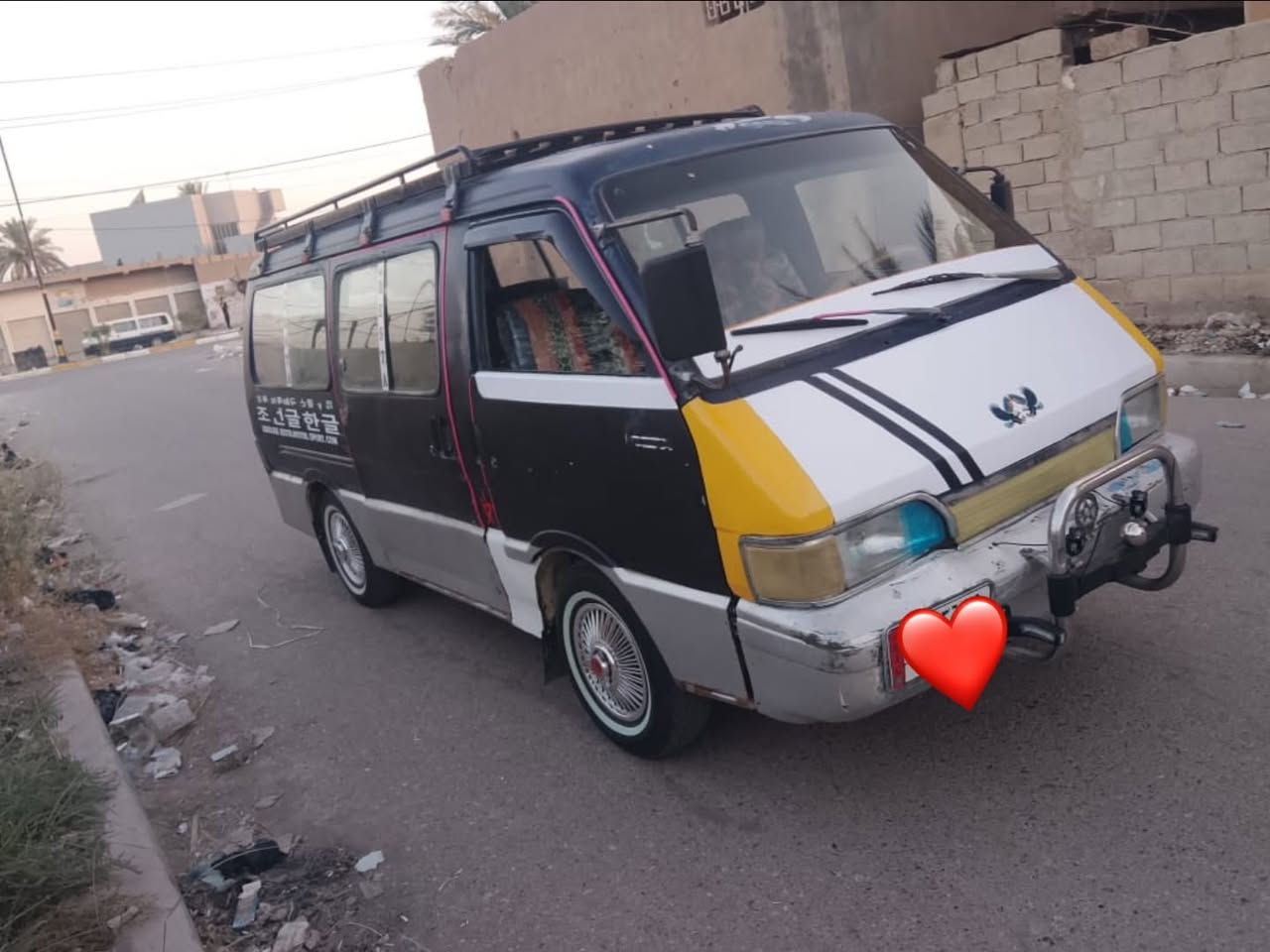 سلام عليكم للبيع كيه بسته موديل 1995 رقم بغداد سنويه صاقطه بشهر رابع مشروع وطني مكينه كير اكسن مكفولات صدر نضيف شواصي حلوات سياره جاهزه نقصه بس بور ستيرن مكان ديالى سعر 20 للستفسار اتصل ***********
