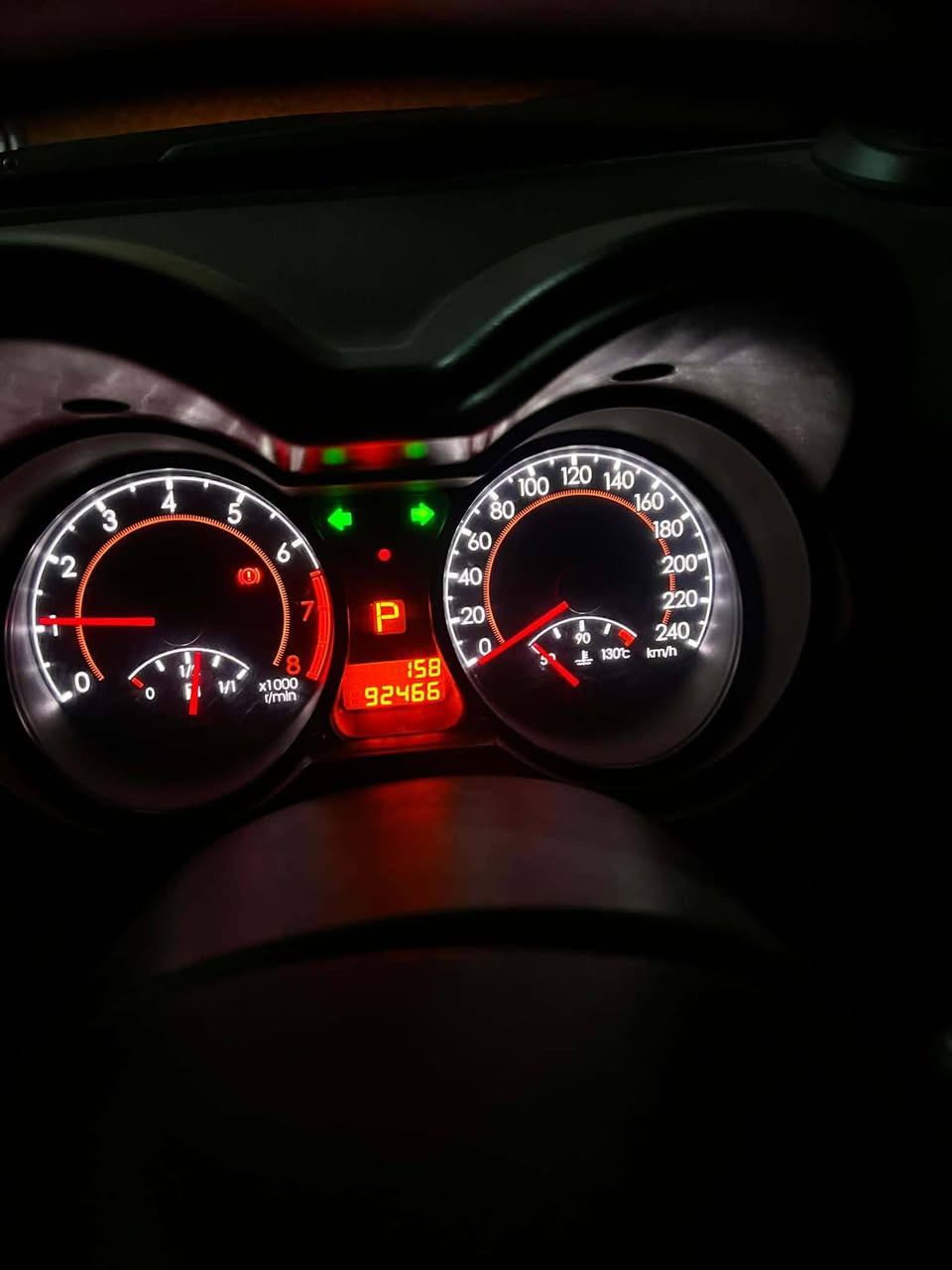 سلام عليكم ورحمه الله وبركاته .
سياره براتون برسونه .
موديل ٢٠١٣ .
اللون ابيض .
المحرك ١٦٠٠ سبورت .
رقم بغداد  مشروع وطني  صالح لغايه ٢٠٢٦
مري جوانب لد .
سياره بلاديه مابيها ضربه ولا بيها صبغ وكشر نضيف.
محرك وكير خير من الله .
تبريد وتدفئة فول .
السياره ماشيه ٩٢ مايل حقيقي 
السبير مال شركه ممتحرك بعده ببراغي الشركه. 
السياره  باسم واستخدام موظفه 

السياره سعر 78 ورقه وبيها مجال حك الجيه 
رقم الواتساب ***********
