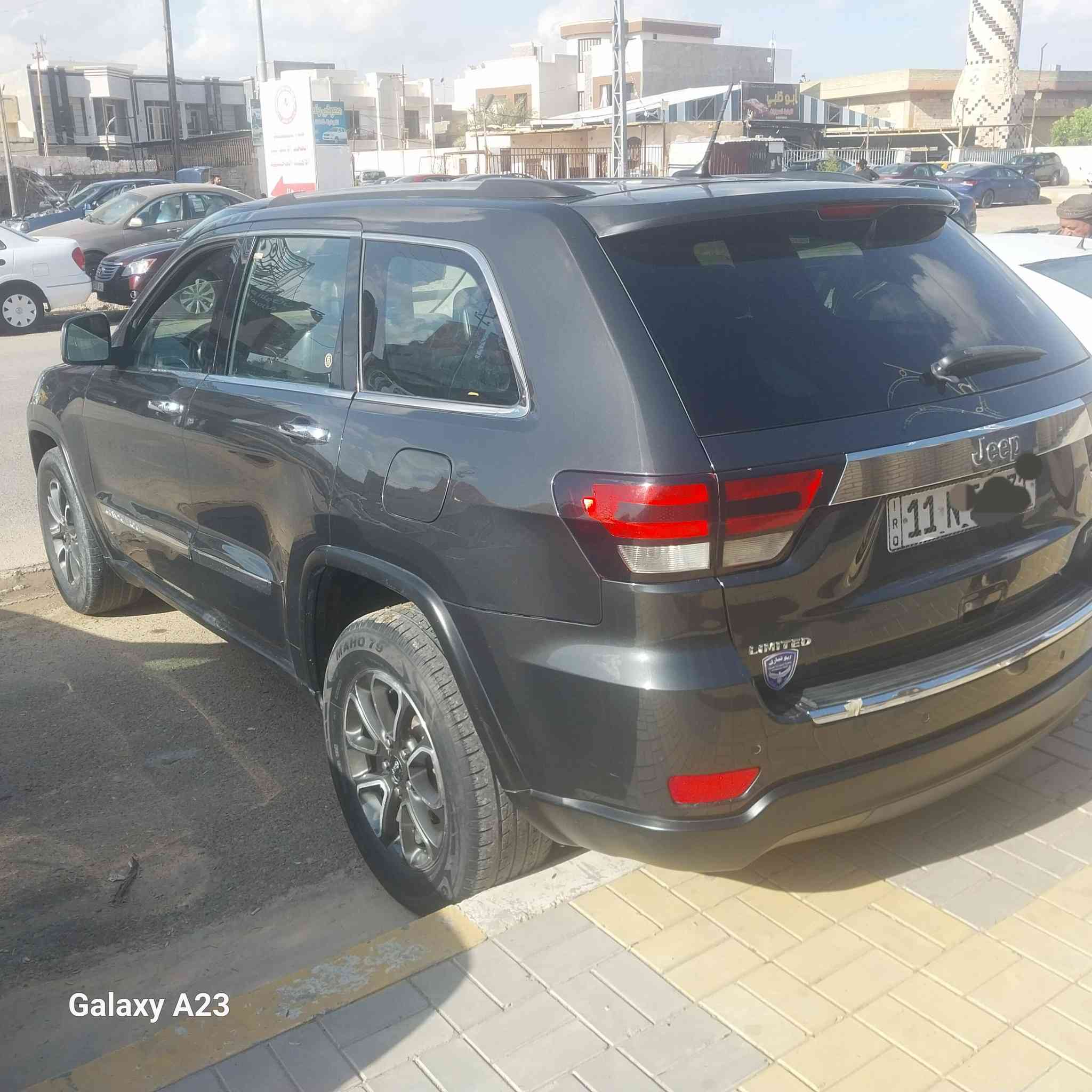 السلام عليكم
جيب 2011 امريكي لمتد فول ومعروفة مواصفاته
كلين بدون ضرر
السعر 170
للاستفسار ***********
