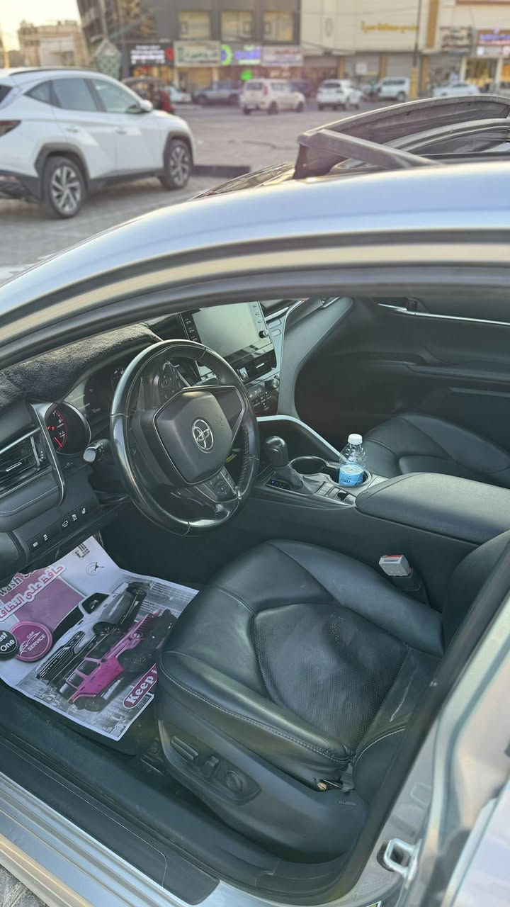 سلام عليكم
كامري xse موديل 2023

رقم بغداد بأسمي

السيارة فول مواصفات للاخير

محرك 4 سلندر 2500 

السيارة ماشية 50 الف كيلومتر

حادث السيارة قبق جنطة نفسه مصبوغ فقط بجم كلة كبس سليم اي شي مابي لابارد ولاصبغ 

ورقم الشاصي مرفق بالصور...

السيارة جاهزة على اخر حباية 

مكان السيارة كربلاء الحسينية

رقمي ***********
