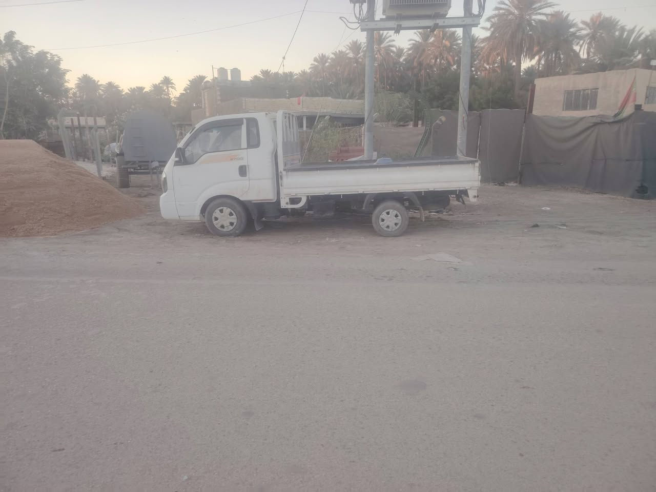 السلام عليكم البيع فقط كيا حمل موديل ١٨ رقم بابل بسمي انكليزي ماشيه ١٦٠ الأردني باب اول سعر ١١٤وبيهه مجال الشراي سنويه ٣٠ الاستفسار اتصال على رقم ***********
