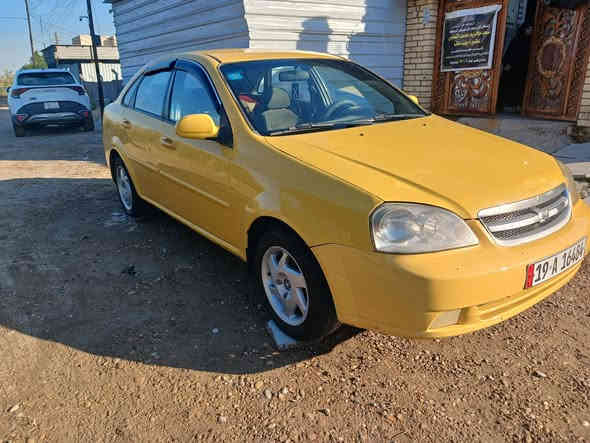 السلام عليكم 
اوبترا للبيع 2010
سياره بلاديه شركه 
تدفئه تبريد مكينه كير خير من الله 
صدر جديد 
سياره جاهزه 
مصفره هيئه وغرامات وهزه 
تحويل ثاني يوم  
حادثها جامغ خلفي فقط 
السعر 62وبيها مجال 
مكاني بغداد الشعب 
***********
