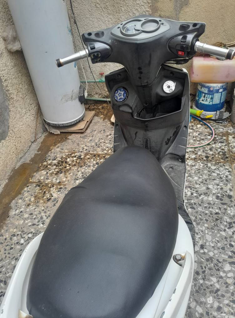 سلام عليكم دراجة سكنز فحل نوزل البيع عوزهة فقط كلج خلفي نص نكرة سعر ٤٥٠ الف مكاني بغداد الحسينية ***********
