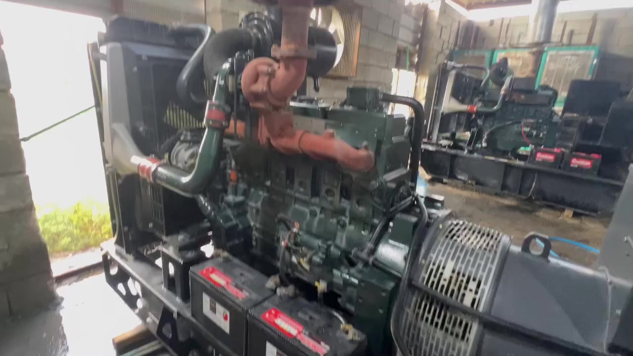 للبيع مولدات عدد2          دوزان  150 كيفي والثاني 180 كيفي ***********
