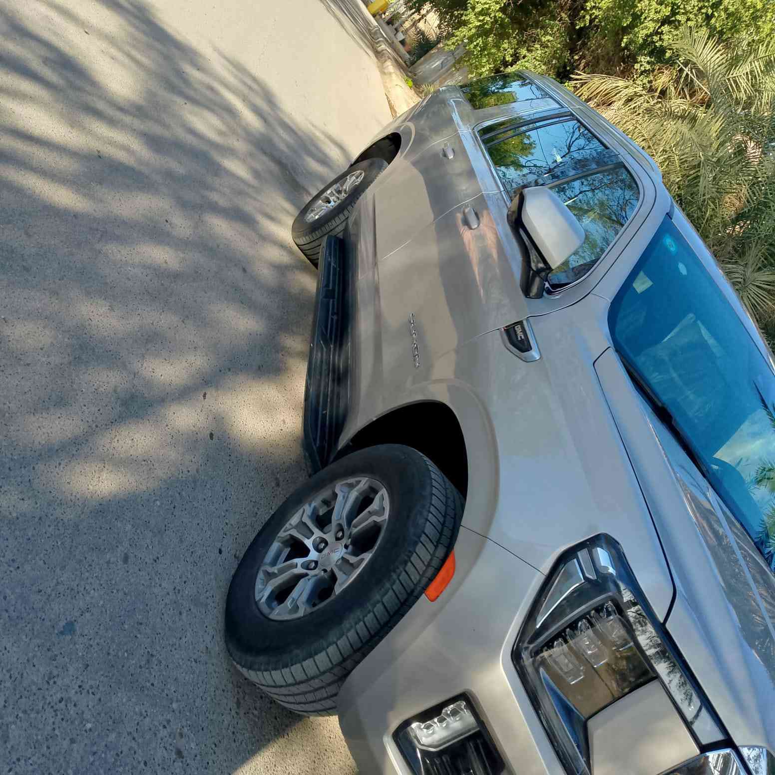 يوكـن SLE موديل 2024خليجي،8 سلندر،7 راكب ،مرقم شُهداء بغداد، صبغ باب السائق والأيمن والجاملغات الأمامية
السعر375
للإستفسار ***********
واتساب 
0782 654 3428
