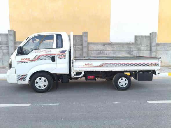 السلام عليكم للبيع كيه بنكوه مديل 2013 كفاله عامه بيه بس باب السدر صبغ فقط اثر شخط مكينه كير حداديه جهزه من كلشي تبرد ثلج تدفه مكينه 2700 محدثه 2022 بجم كامل السعر 95 مكان السياره كربلاء الستفسار اكثر عل رقم*********** مكلف بل نشر بيع فقط
