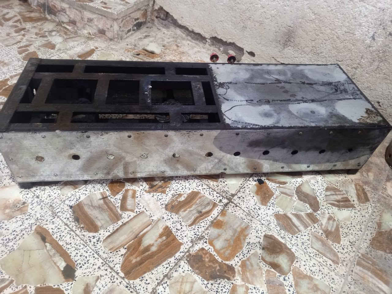 السلام عليكم طباخ للبيع بسعر مناسب الاتصال *********** عمارة, ميسان
