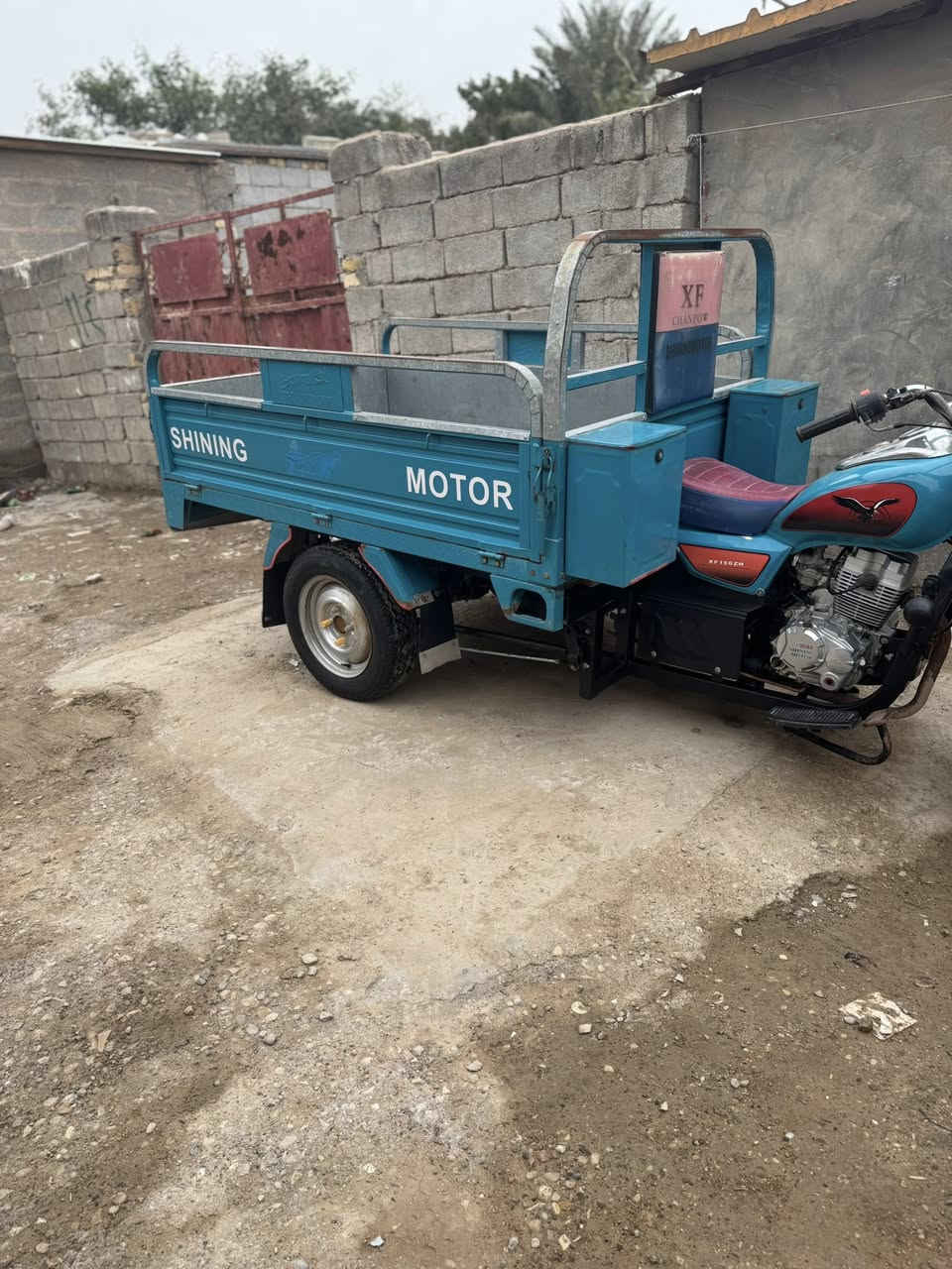 سلام عليكم  ٢٢ مكفوله  بدي مغلف مكاني كوت لجديده سعره مليونين الشراي يشلع عيوني ***********  انسه شي اسمه عطل ستوته نضيفه مال جناي بياع شراي اطلع كبل لاتكسر بحلال العالم  واعتذر عن الاطاله 🫶
