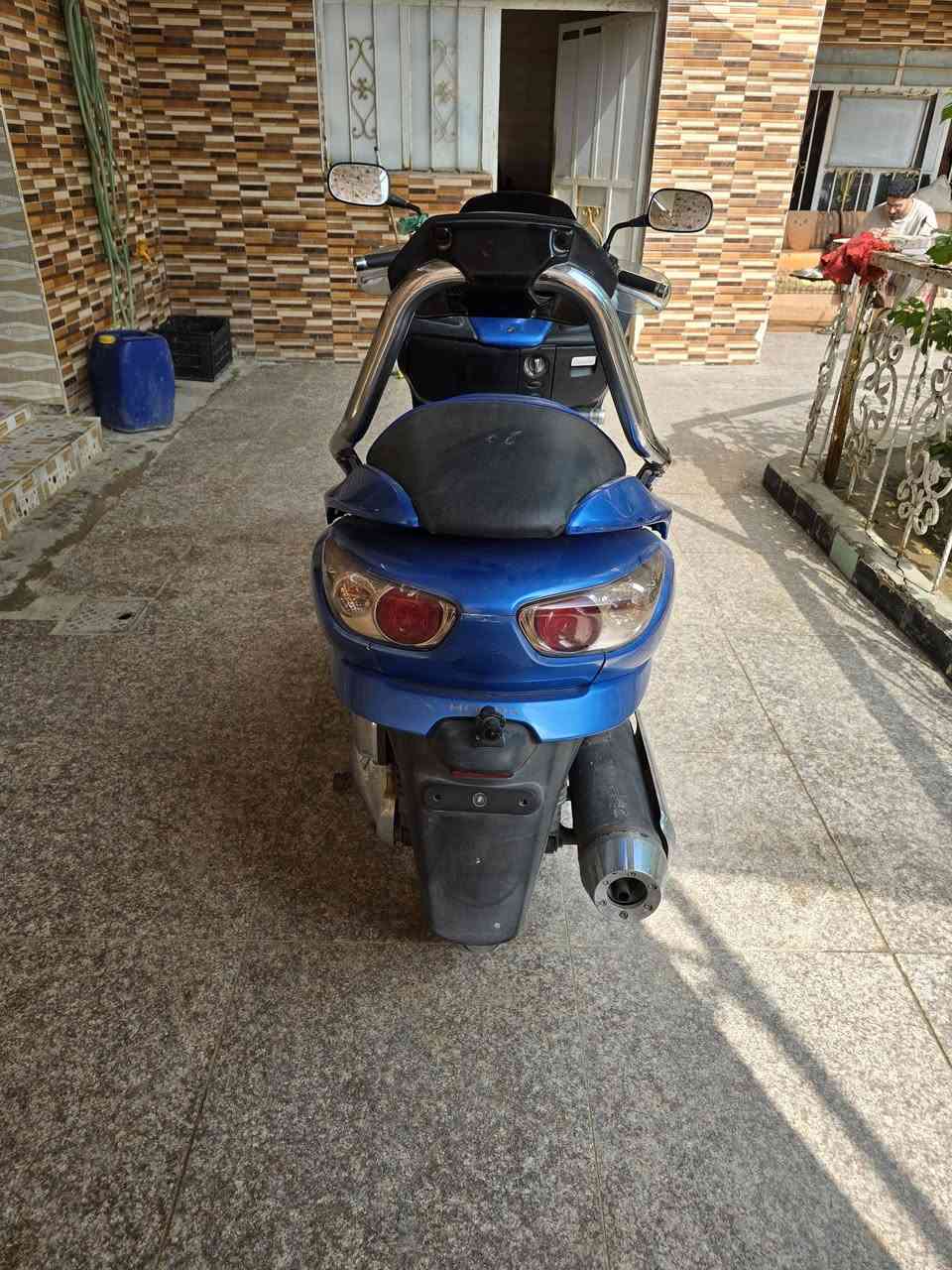 السلام عليكم
فورزه 08 للبيع 

تخم ويل وتاير جديدد 

قبق كلاجات نيكل دواسات نيكل 

المكينة جديد عله وضع الشركه 

الكير شغال 4تحويلات 6نمر 

ماملعوب برغي بيها دراجه 

كهربائيات كلها شغاله عله وضع الشركه 

الدراجه مكفولة كفاله عامه  

شرط شلعه ومعدل 

المكان ناصريه /ناحية الفضليه


**إذا كنت صاحب هذا الإعلان وتريد حذفه لأي سبب، رجاءا أرسل رسالة إلى الدعم الفني**