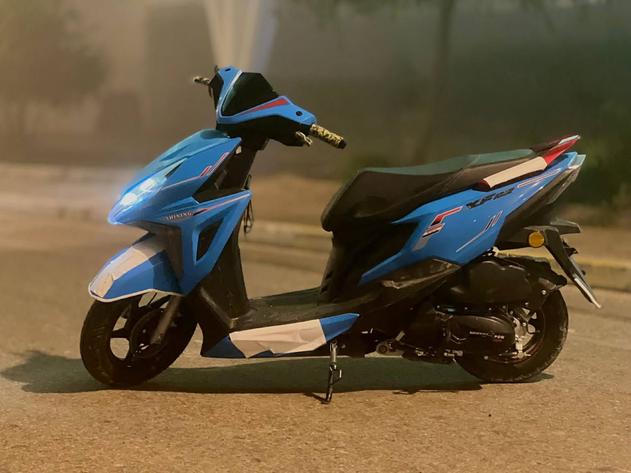 السلام عليكم 
للبيع دراجه مستخدم قليل 
موديل 2023
سعر مليون 100 بيه مجال 
*********** تصل
