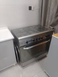 طباخ شغال كل نقص مابي عيونه زرك سعره 200 وبالعافيه عالياخذهن الشراي يت...