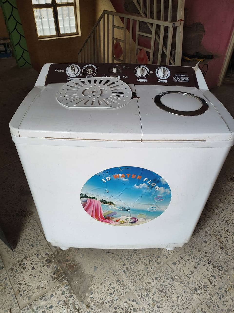 اغراض مستعمله للبيع مكاني ديوانية مركز 
1-ساحبة مطبخ شغاله مابيها شي بس جنت تاركها طلعتها هسه بس الماطور يون وماتفتر بس شاشتها وانارتها شغالات 

2-غسالة هيتاشي  الغسل يشتغل بس بي صوت وتجفيف هم وكف 

3- جرباية حديد ام نفر تتفصخ كلش قوية 

4 - لعبة قفز حجم كبير واصلية 

5 مبردة بس كشر 

اسعار مناسبة قيم واخذ


**إذا كنت صاحب هذا الإعلان وتريد حذفه لأي سبب، رجاءا أرسل رسالة إلى الدعم الفني**