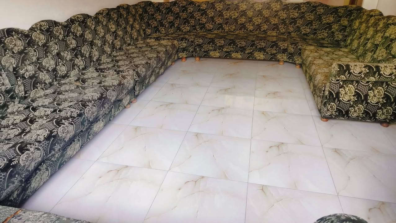 ديوان عراقي نظيف خشب ثقيل 10متر مكان حي المصارف يم صحاري السعر 150


**إذا كنت صاحب هذا الإعلان وتريد حذفه لأي سبب، رجاءا أرسل رسالة إلى الدعم الفني**