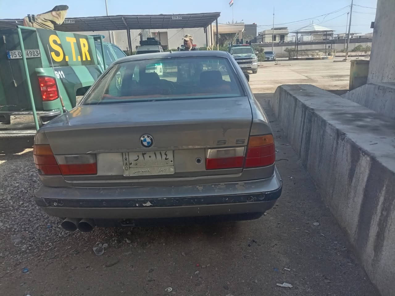 سلام عليكم بي ام محرك اوكير عادي اوكسل توني شادهن حاويه حداديه زينه كهربائيات كلهه شغاله تبريد ما يشتقل رقمهه انبارالماني سنويه كاتونيه راعيهه ما اندله بكاني في البصره سعرهه 30 اوبيهه مجال ولشراي ينتصل وبخدمته ***********
