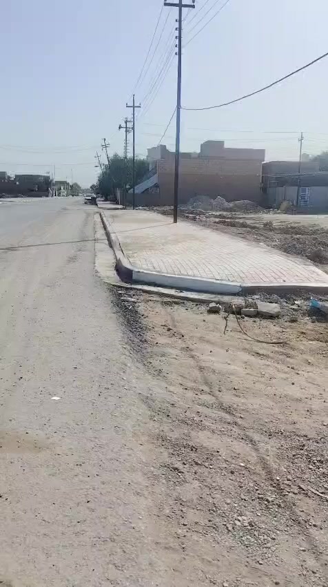 السلام عليكم ورحمة الله وبركاته....#تم_تخفيض_السعر
اللهم صل على محمد وآل محمد...🏠🏠#موقع_مميز_جدا
♦️قطعة أرض للبيع طابو صرف المساحة ١٩٠م٢ تحويل سند مباشر بأسم المشتري ..

♦️ خدمات كاملة ماء وكهرباء ومجاري وتبليط يبعد عنها ٣٠م  وقريبة من الاسواق والمدارس والمستوصف تبعد عن شارع السيدة زينب ع تقريبا ٢٥٠م

♦️تقع في كربلاء قضاء الحسينية العطيشي حي الرسول  قرب شارع المدارس ..

♦️السعر المطلوب ٦٧ مليون والتفاوض مع صاحبها المباشر..

♦️للاستفسار مراجعة مكتب عقارات الريتاج في كربلاء الحسينية حي الرسول خلف الدفاع المدني مقابل مجمع الانباري
  أبو ريتاج ألاماره ***********/ ***********
   صباح العبيدي    ***********/***********
ملاحظة الاتفاق يكون مع صاحب العقار مباشرة بدون وسيط.
