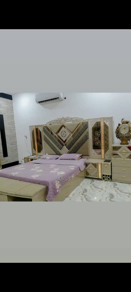 11 قطعه بسعر مناسب مستعجل ع بيع بسعر 400 بيها مجال ممتواجد ع فيس ع رقم اتصال   *********** ورقم ثاني  ***********
