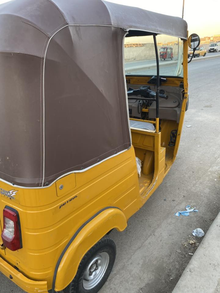 سلام عليكم تكتك البيع 2019 شهر 9 تحويل ثاني يوم البيهة بس ضربة بل صفحة امبينة بل صورة  العنوان الكمالية السعر 6وربع الرقم ***********
