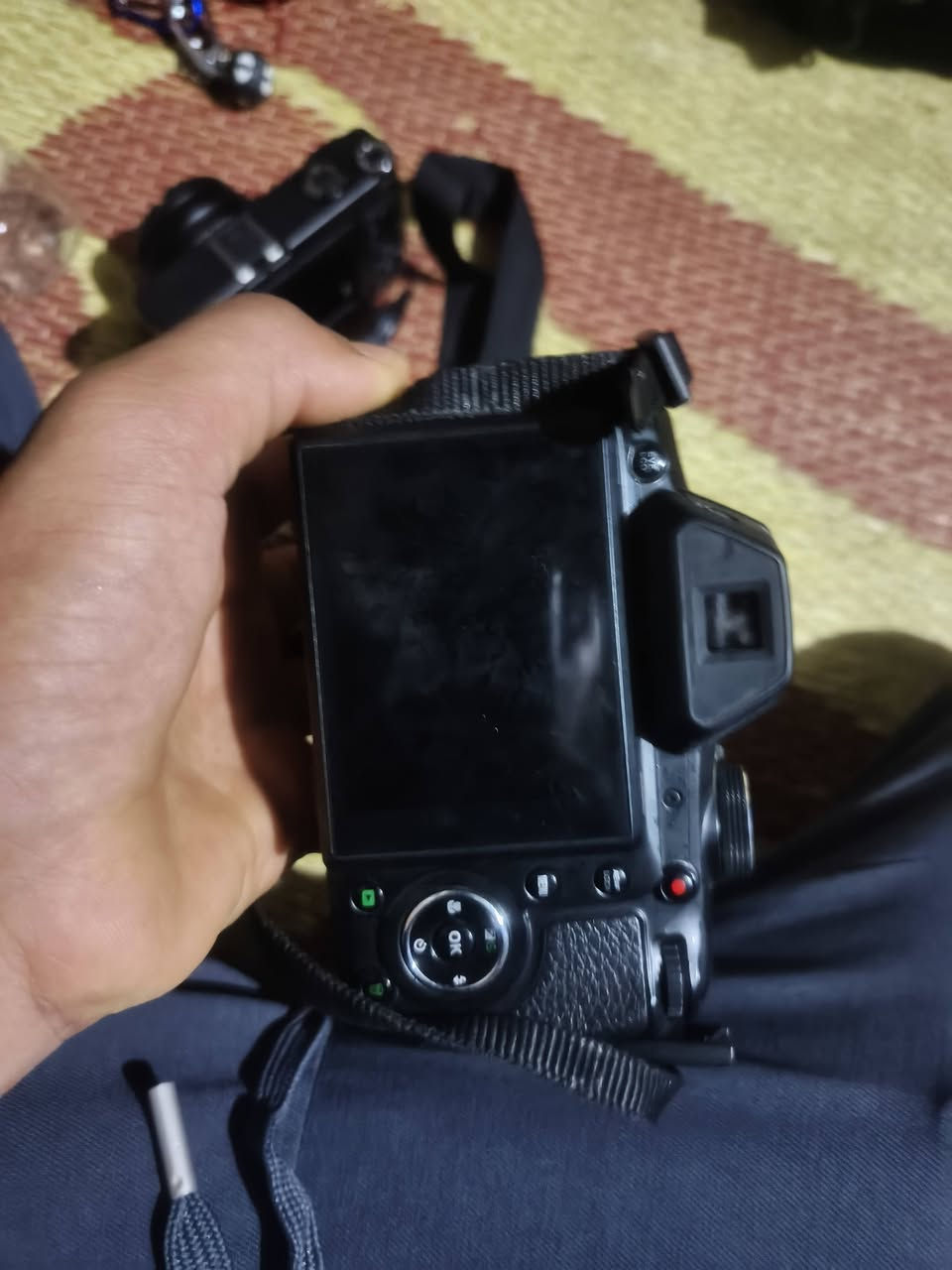 سلام عليكم كامرات قطعتين للبيع
كلش حلوان وبعدهن لك نضيفات  ابيعلك قطعتين مابيع قطعه وحده مكاني الناصريه شطره وسعرهن ب400 فقط وارجو منكم لاتكسرون بسعرهن لن محتاج ويفيدن بشهر محرم واني خادم لي حب يجي خاص واني خادم له


**إذا كنت صاحب هذا الإعلان وتريد حذفه لأي سبب، رجاءا أرسل رسالة إلى الدعم الفني**
