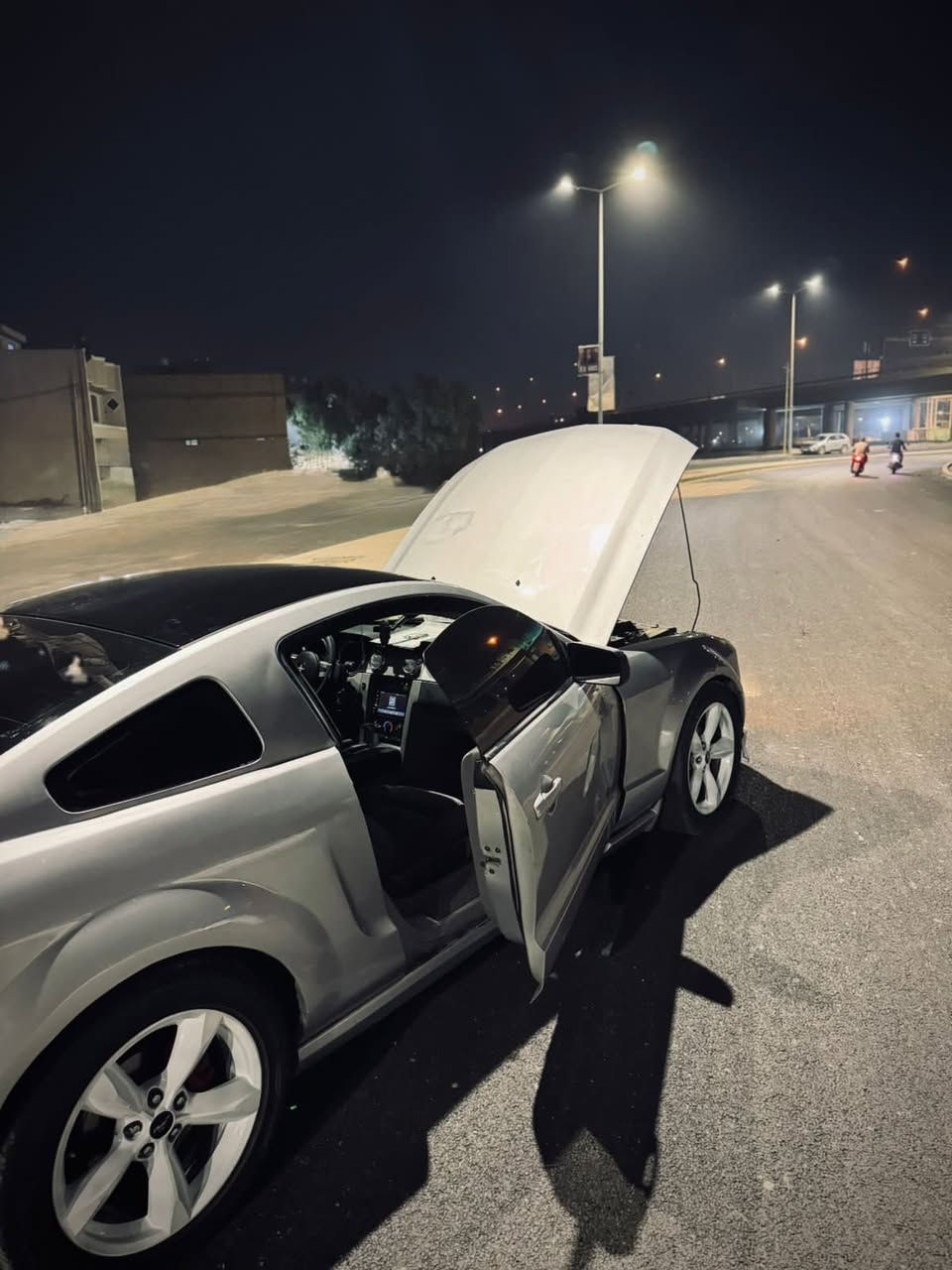 موستنك 2007  محرك 4000

كير اوتو. بس الكير قبل كم يوم صار بي مشكله

السياره عليه ادامه ومتعوب عليه

من صدر خلفي جديد صدر امامي جديد مشط ستيرن جديد فلنجات جديده دسكات جديده 

58 وبيه مجال  مكان بغداد الغزاليه 

صاحب السياره التواصل

***********

*********** واتس

