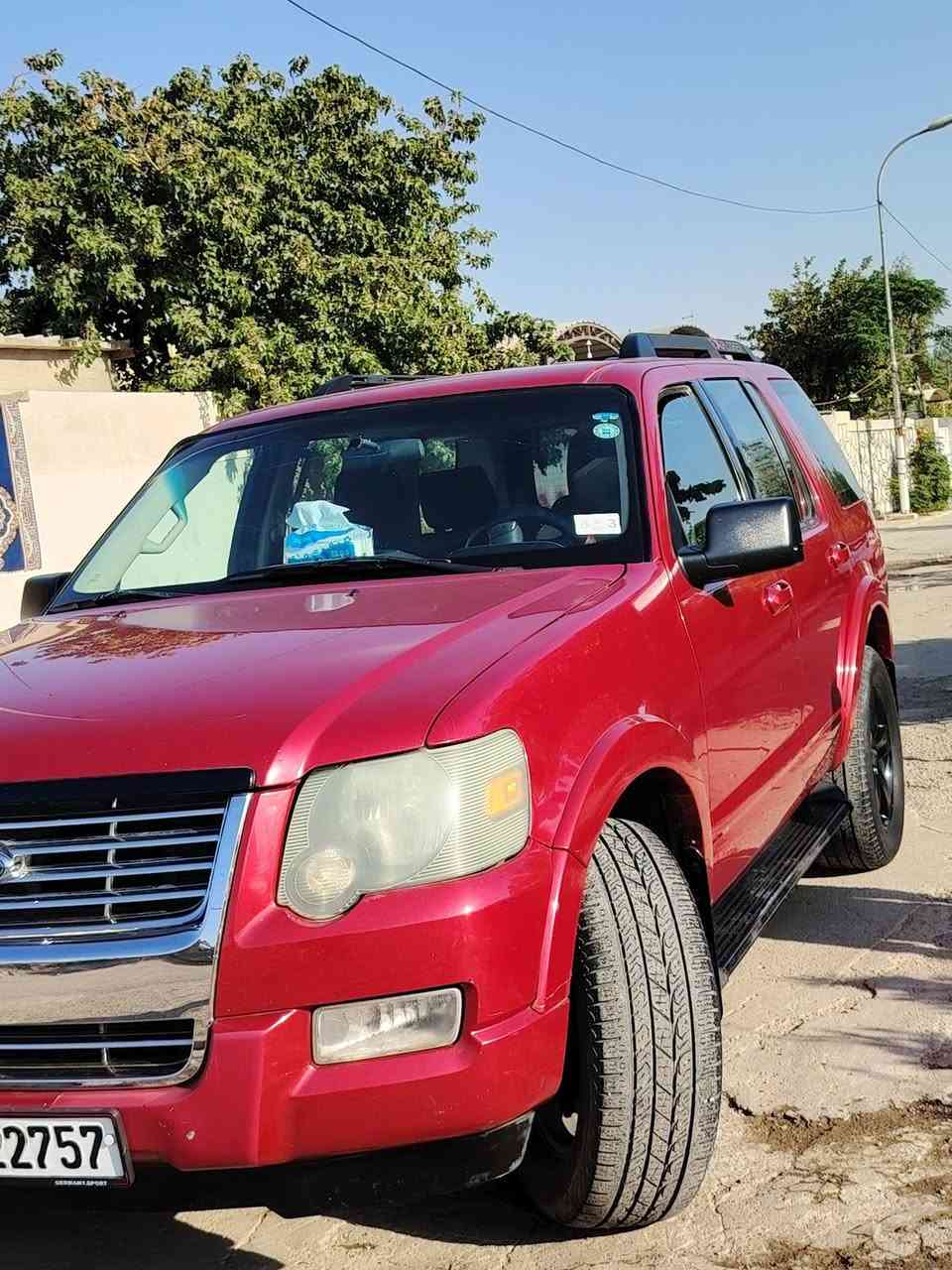 السلام عليكم سياره فورت اكسبلور للبيع موديل 2010ب
دون ضرر قطعتين تبريد داخل اسود محرك كير شرط
 تحويل +بطاقه بنزين سياره كلش نضيفه
السعر 105 رقم الهاتف ***********
