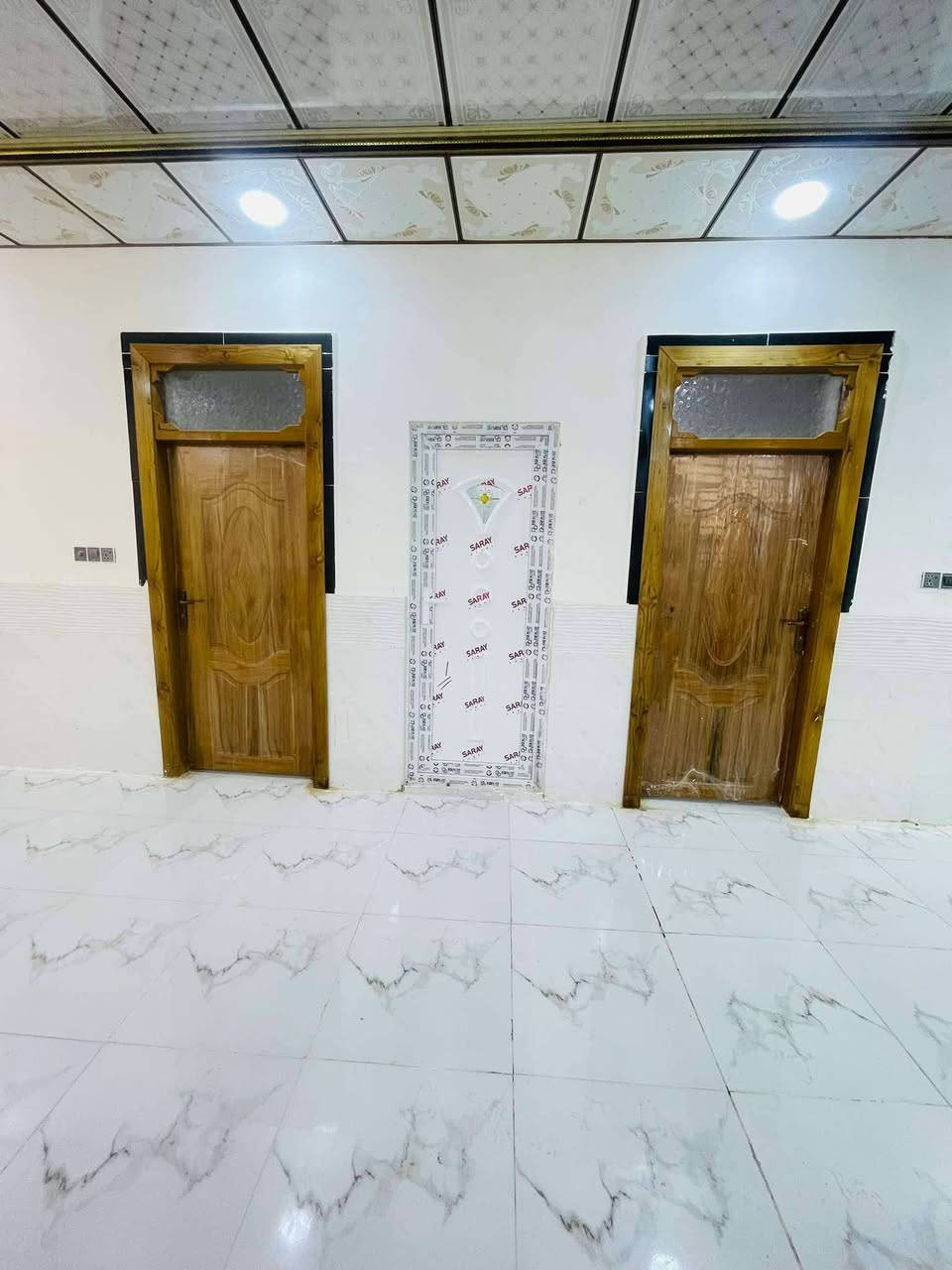 130 متر  #سند_25
بسعر 43 مليون مع المجال 
مستعجل عل بيع بسعر النقد
مقدمه 20 مليون
كل شهر 500 ألف قفل

غرفتين/صاله/مطبخ/صحيات 2/استقبال
كراج كبير/مكشوفه 2 /شتايكر كامله
ماء/كهرباء/سوق/مدارس/تبليط #عرض_10
الضمانات صك محكمه 

الموقع 🏡  
نجف/شارع الصب مقابيل ملحق القريه عمود 317 سوك الحمداني
للتواصل
***********
