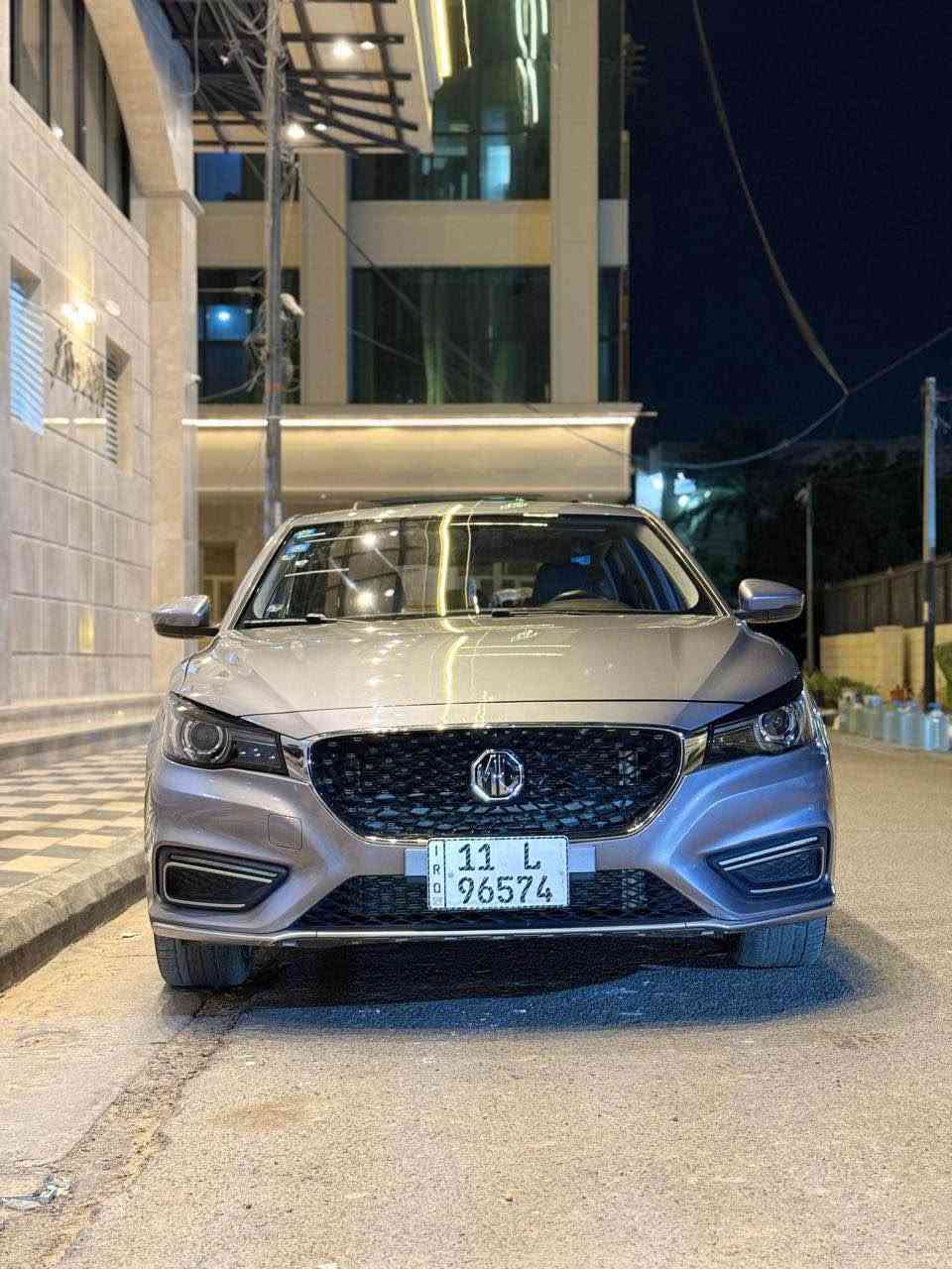 بسم الله الرحمٰن الرحيم

⸻

🚗 MG GT6 موديل 2021 فول مواصفات – للبيع على   الشرط التحويل  🔥

👇

سيارة MG GT موديل 2021

🔹 مكفولة من الصبغ والضربة (شاصي وكالة 100%)

🔹 استعمال شخصي ونظيف جداً

🔹 جاهزة استخدام فوري – ما تحتاج تذب عليه ولا فلس وادامه كامله كله جديد 🧿

⸻

✨ المواصفات (فل كامل):

🔴 داخل احمر + اسود 

✔️ 3انضمة قياده  ( سبورت + نورمال + ايكو )

✔️ نضام اوتو هولد 

✔️ هاند بريك دكمه 

✔️ فتحة سقف 🌤️

✔️ شاشة كبيرة + نافيكيشن

✔️ كاميرا + حساسات أمامي وخلفي

✔️ مقاعد جلد فخمة

✔️ تشغيل بصمة + دخول ذكي

✔️ مثبت سرعة

✔️ تحكم ستيرن

✔️ عدادات ديجيتال

✔️ إنارة LED كاملة

✔️ مرايا كهرباء + طي

✔️ مكيف ثلج ❄️

✔️ مكينه 1500 تيربو 

⸻

💎 ليش هاي السيارة تختلف؟

🔥 شكل رياضي ملفت وين ما توقفها

🔥 صرفية بنزين ممتازة + عزم حلو

🔥 مواصفات فول بسعر أقل من السوق

🔥 نظافة على الشرط وتفحص وين ما تريد+ السونار موجود 

⸻

💰 السعر:

💵 125 (قابل للنقاش )

⸻

📞 التواصل:

خاص أو اتصال 

*********** او واتساب 

⸻

أ

والرزق على الله اذا معجبتك السياره خلي لايك وتعليق علمود يصعد المنشور وشكراً 

(((((((((وغير متواجد على الماسنجر ))))))))))))

⸻

 🔥 مكاني بغداد بغداد, العراق
