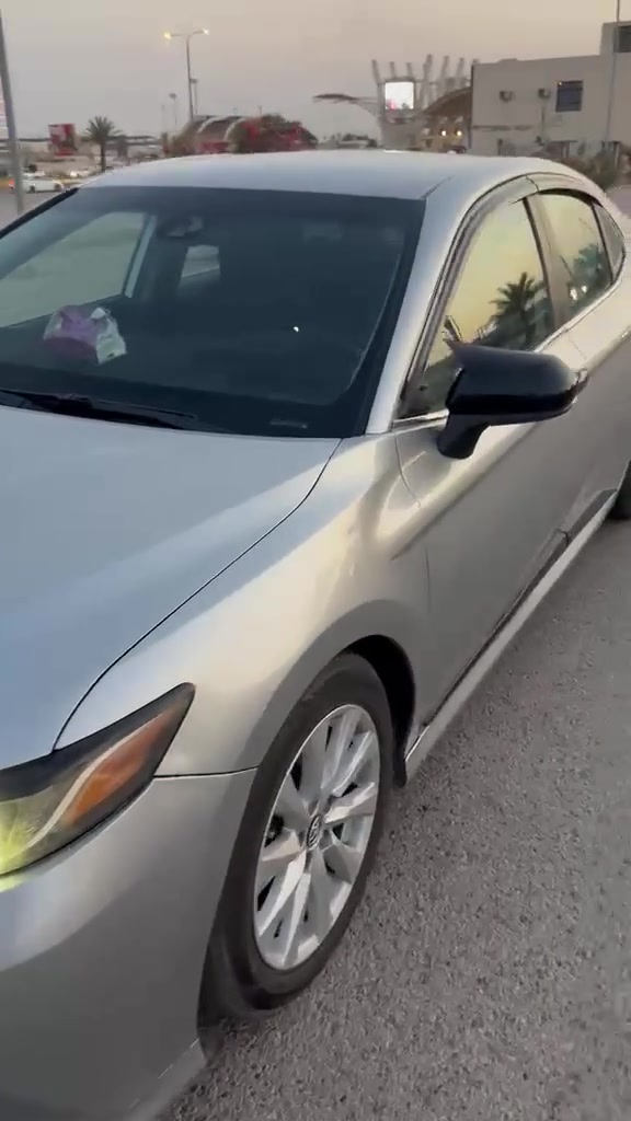 سلام عليكم مكلف بالنشر اتصل على صحاب سياره
كامري 2019بانزين 

وارد امريكي

حادث فقط  بنيد وجاملغ امامي بدون دواخل 
مواصفات LE + 

بيها صبغ  فقط صفحه السايق بدون قطرة دواخل حادث امريكا بنيد وجاملغ نفس الصفحه  والبقيه باب وجاملغ خلفي اثر شخط بدون لا دواخل ولا حادث 

وشرط الك الفحص والسونار وين ما تحب 

بصمه 
رادار امامي 
شاشة كبيرة
جام كله اوتو 
تتبع مسار 
نقطة عمياء 
تحكمات ستيرن 
مثبت سرعة 
السيارة ماشية ١٩٠ كم وليس ميل 
رقم بغداد  جديد 
الاتصال ***********
سعر السيارة 148$ 
مكان السيآره الأنبار حبانيه قرب الفلوجه 

ملاحظه اخوان السياره جاهزه ومديومه ادامه كامله ع آخر حبايه بلاديه بوضع الشركه الف دينار ما تصرف عليها

