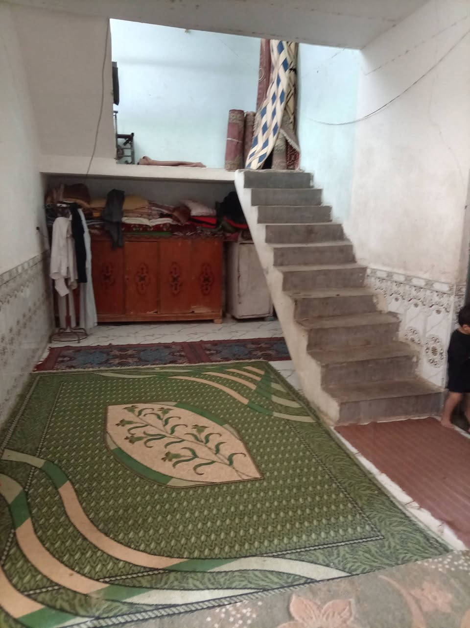 بيت البيع مساحه 400 متر خدمات تمام منطقه ال ابوحجر الدسيم قرب مدرسه الخلود بنا طابوك عكاده ***********
