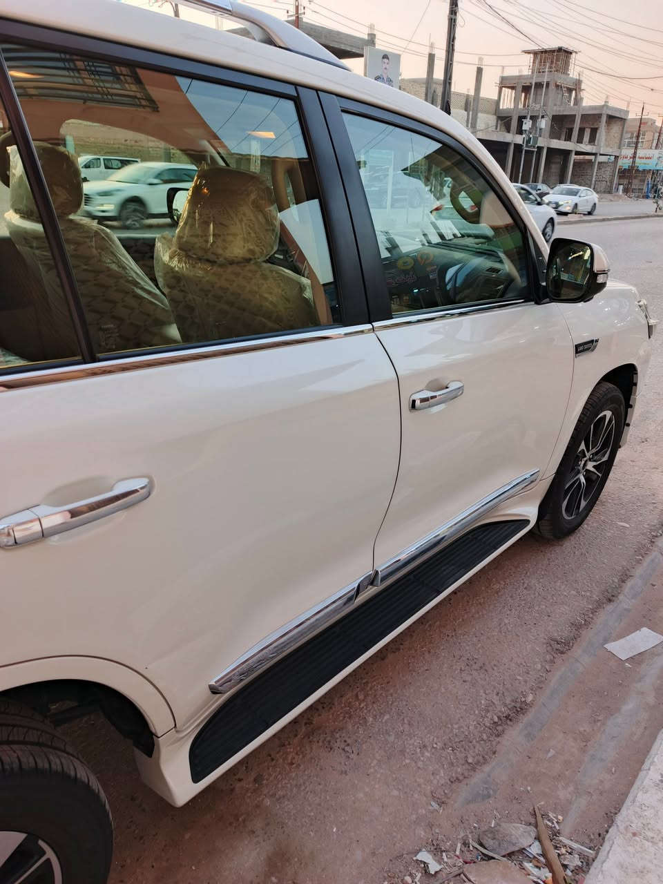 لاندكروز 21 شركات مري شفط كاميرات دواره كراسي كهربائية جلد ماشيه 63 جديدة جداً مكفوله ماعدا بارد بسيط بالباب الخلفي الاتصال على *********** أو الخاص
