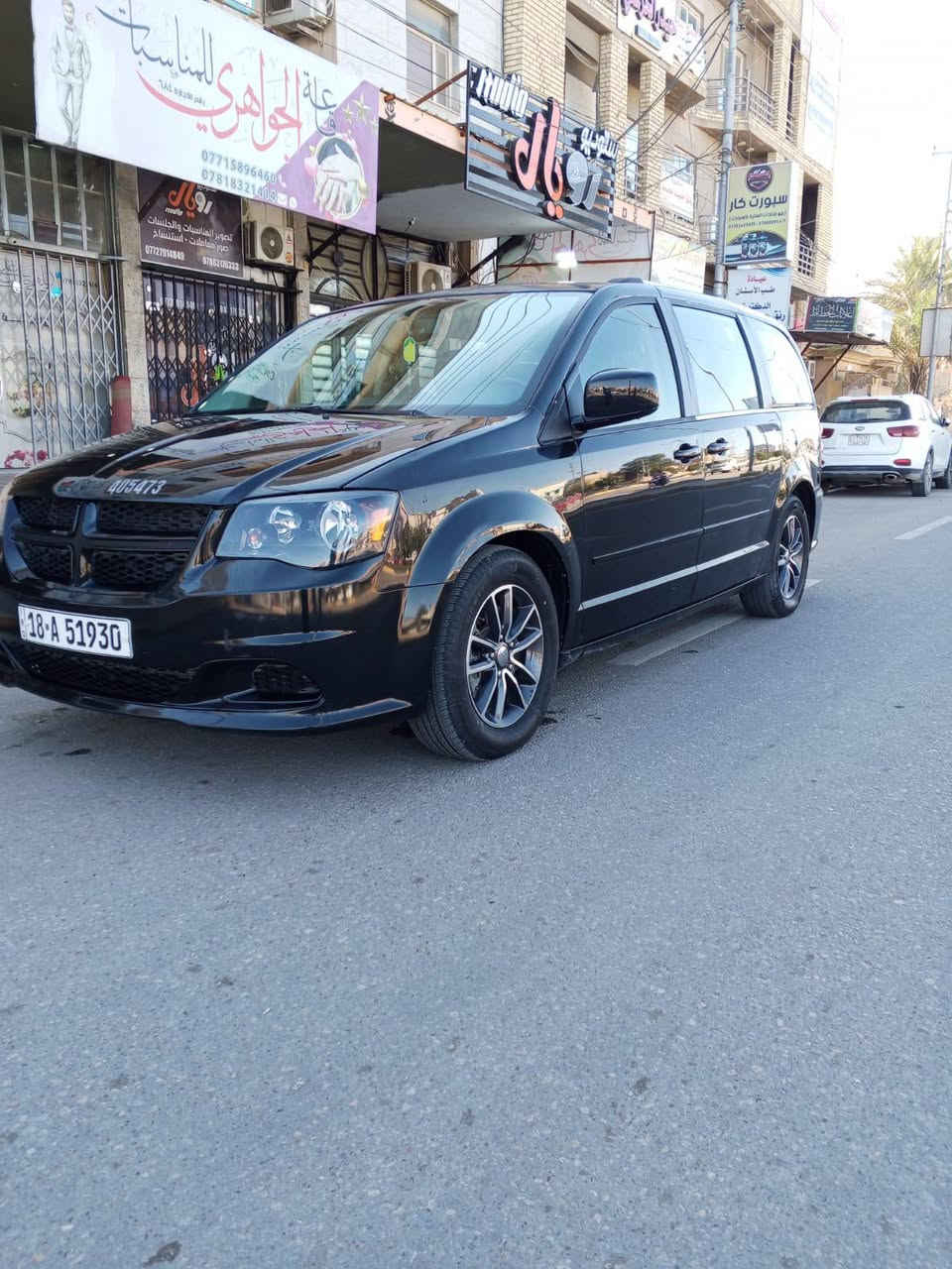 سلام عليكم سياره للبيع دوج موديل 2017 وارد امريكي حادثه  جاملغ امامي بدون دواخل بدون ايرباك سليم كير مكينه كفاله مواصفات فول حجم المكينه 3600 شاشه قلاب تحكم ستيرن ثلاث قطع تبريد سبعه راكب كامره جنطه كهرباء ابواب كهرباء كشنات جلد كشنات كهرباء بيها مكانات صبغ اثر جراد  تخم تاير حداديه تبريد ثلج السعر 137بيها مجال مكاني كربلاء
رقم //***********// الهاتف
