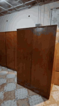 بسم الله للبيع المكان بروانه حي الشرطه قبل مول فراس على اليسار التواصل واتساب ***********
