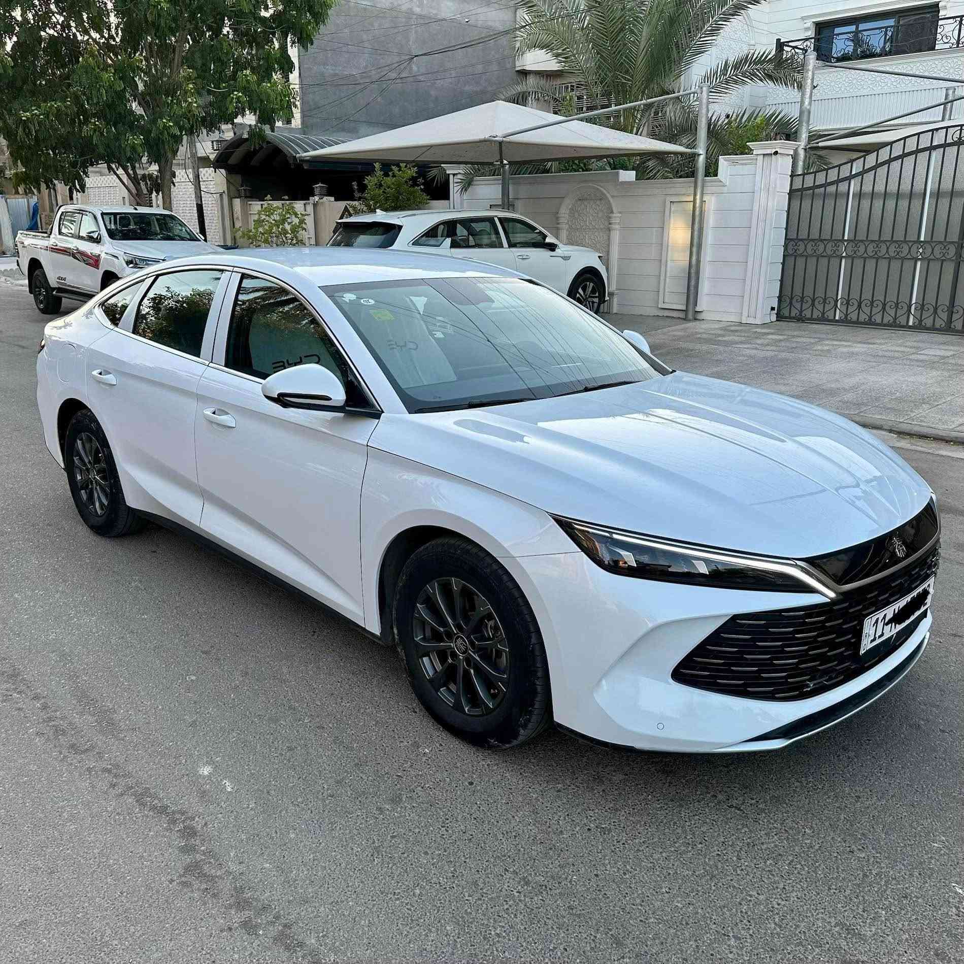 BYD QIN L (وارد صيني)
سنة الصنع :-2024
عداد المسافة الكلي :-17000 كم
مدى البطارية كهرباء :-80 كم/س
المدى الكلى (بانزين +كهرباء):-2100 كم/س
المواصفات:-
1- بصمة ابواب وصندوق وتشغيل
2- داخل جلد زيتوني
3- مقعد السائق تحكم كهربائي
4- كامرات عدد 5
وبقية المواصفات الاساسية المعروفة
السعر :-23،500،000 د.ع
العنوان :- الكرخ-قرب تقاطع العامرية
للاستفسار :-*********** بغداد, العراق
