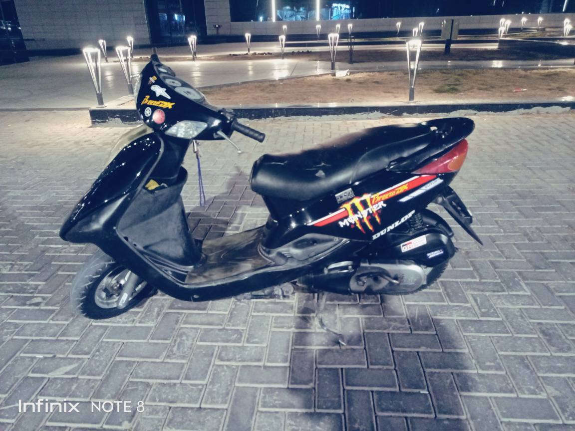 للبيع بريز ياباني اوراق اصلية منفيس
‏كلج امامي جديد 
‏كلج خلفي جديد
‏قايش جديد
‏تاير خلفي جديد 
‏بنز خلفي جديد 
‏دكشن كابريتر جديد
‏شراي يتصل *********** كربلاء, العراق
