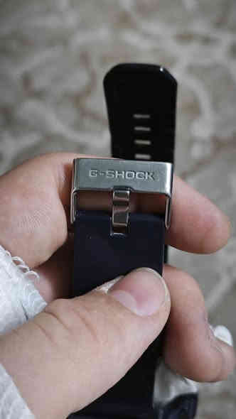 كاسيو جي شوك عسكري
تحتوي على مواصفات عديدة 
الساعة قطر كبير 
نظيفة 100/100
شغاله100/100
سير أصلي 
تحتوي على انارة عالية 
تحتوي على عداد سرعة 
تحتوي على GMT (توقيت دولي)
تاريخ يومي و شهري 
سعرها 70 الف وبيها مجال للشراي
للتواصل أو الاتصال 
***********
