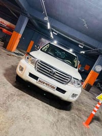 لاندكروزر • ٢٠١٥ • ١٣٧٠٠٠