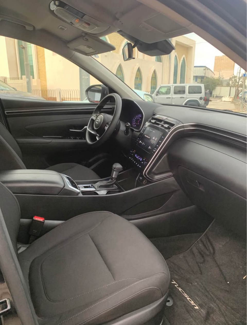 ‎سلام عليكم 
‎هيونداي توكسون 2024 للبيع
‎سيارة مواصفات SEL بدون فتحة 
كشن هيتر‎
فورويل AWD
‎مكينة اربعة سلندر حجم 2.5L 
‎ماشي فقط 14الف مايل
‎محرك كير كهربائيات اكسل تبريد كلشي بشرط
‎سيارة ضررها خفيغ بونيت ونص باب خلف سايق صبغ
ايرباك ستيرن سيستم بلادى 
‎شاوصي دواخل بطانة سليم 
‎صور حادث بالمنشور 
‎سيارة  رقم اربيل بإسمى 
تحويل وكالة نفس اليوم بشرط 
‎سيارة نظيفة وحلوة بدون نواقص 
‎سعر مناسب  182 وبيها مجال بسيط
‎عنوان اربيل 
‎للاستفسار اكثر ***********] واتساب أربيل, العراق
