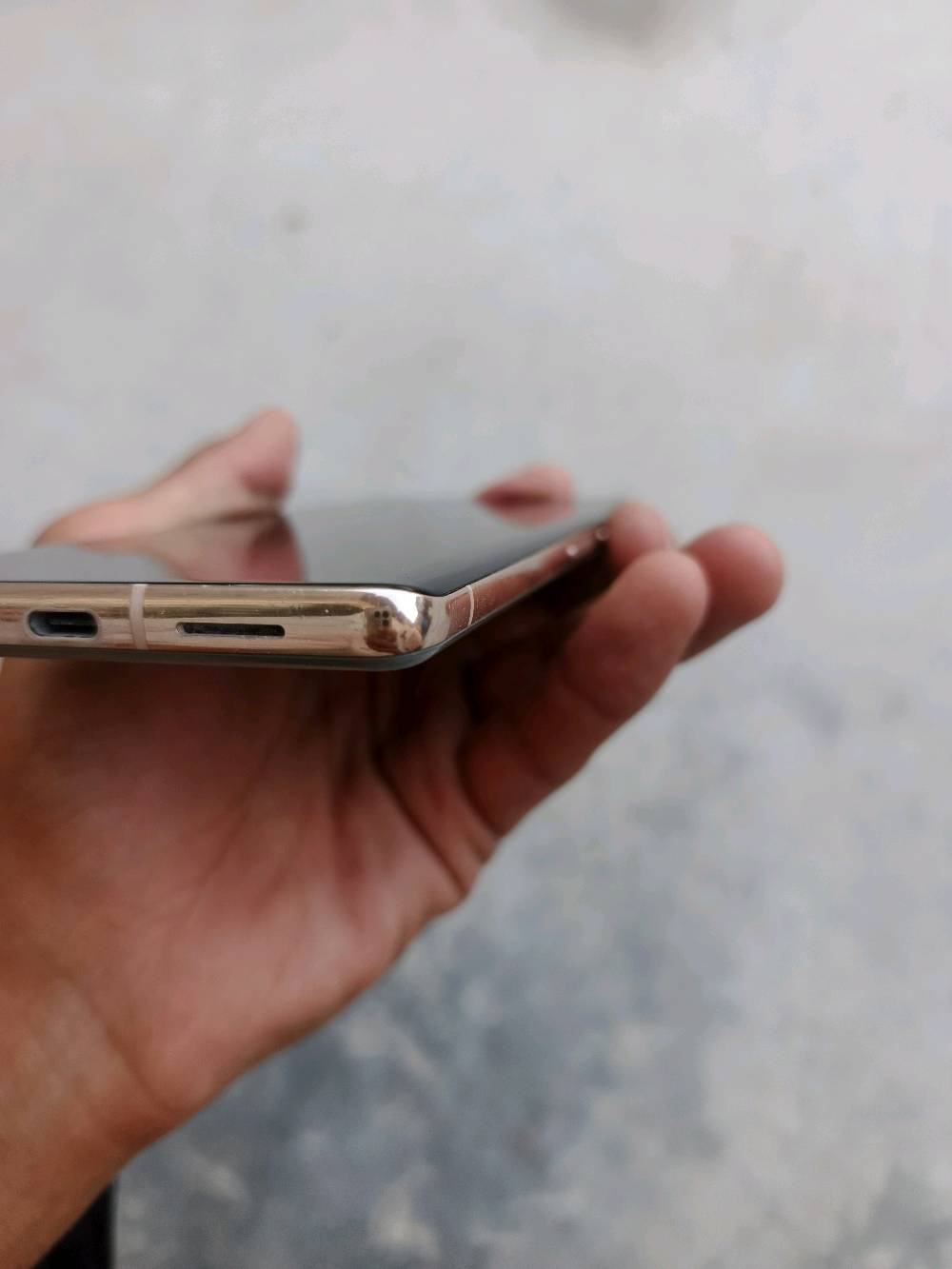 كوكل بكسل ٧ برو ذاكره ٢٥٦ جهاز فول نظافة  بلادي مامفتوح ولا مبظل بي شي بعده بالوكاله للبيع او مراوس حسبت الرغبه السعر ٣٧٥ وبي مجال بسيط مكاني ديالى كنعان توصيل محافظات موجود بعد تحويل المبلغ شمال ماكو توصيل 
***********