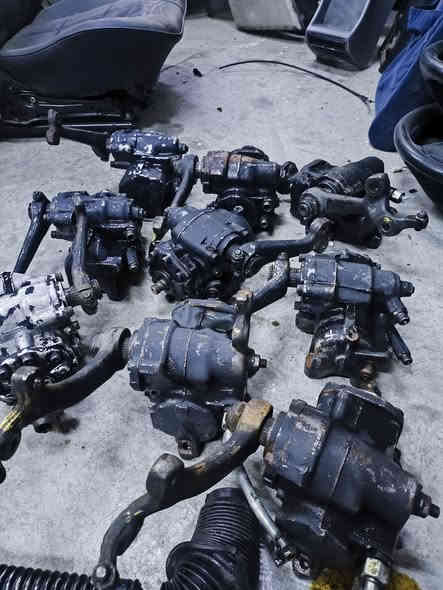 السلام عليكم متوفر مشط ستيرن غواص  مع جعموقه دب جامبو شبح 190 طيارين عنوان كركوك توصيل  متوفر كافه المحافظات تحياتي***********
