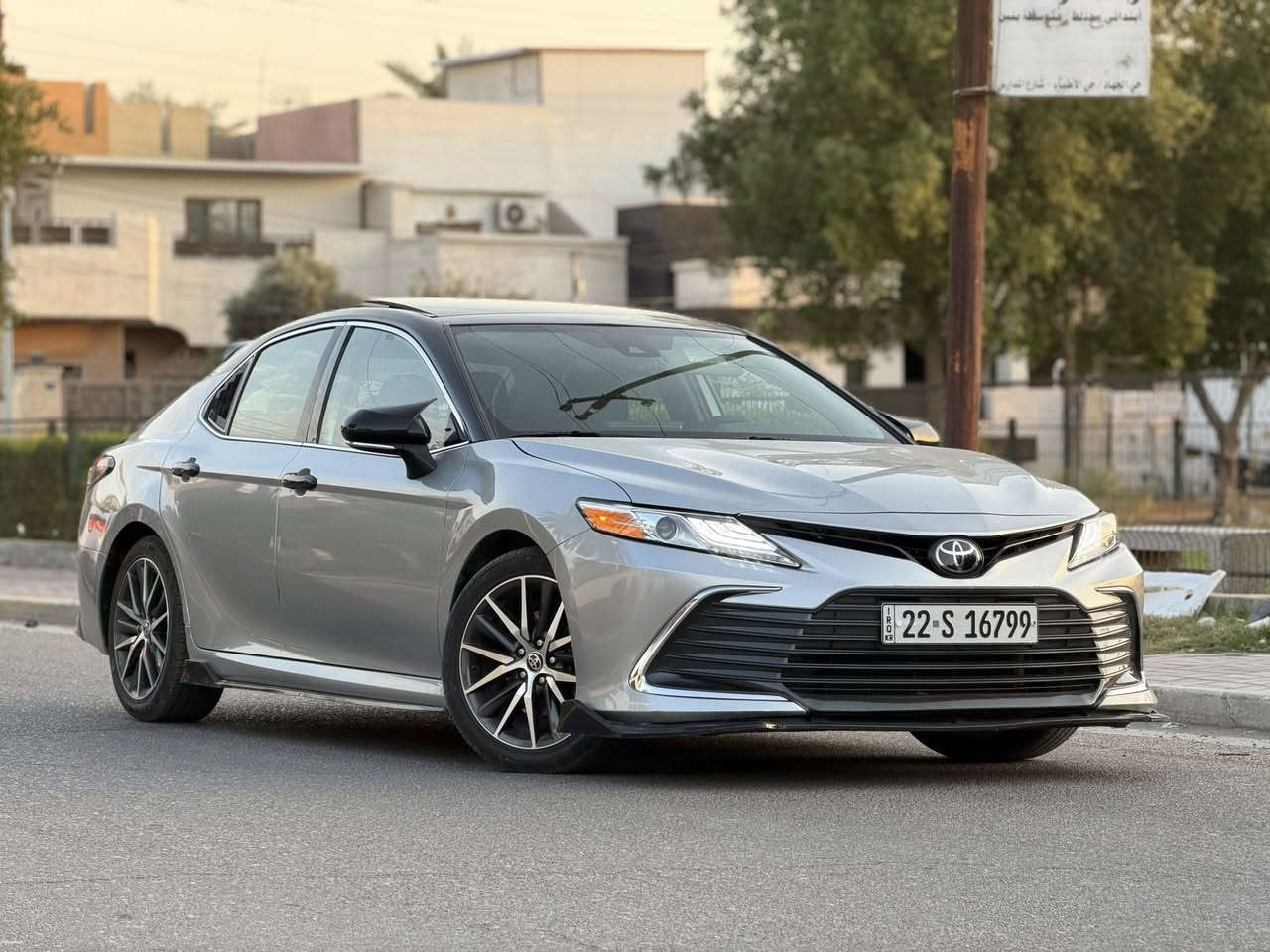 𝐓𝐎𝐘𝐎𝐓𝐀 𝐂𝐀𝐌𝐑𝐘-𝐗𝐋𝐄
تويوتا كامري (XLE) موديل : 2023 
السيارة مرقمة اربيل تحويل للمشتري   
اللون : مميز سلفر
السيارة بجمها كبس برغي ممفتوح بي
حادثها خلفي باب مبدل ومصبوغ   + التمكة من فوك بيها طخه وانصبغت +  صبغ بالصندوك قليل / 
السيارة مبدل بيها فقط باب الباقي كله بلادي
حجم المحرك : V4  2.5L 
المواصفات 
: 𝐗𝐋𝐄 معروفة  فول مواصفات للاخير
 مواصفات/
فتحة سقف بنوراما 
كيــــج الكـــترونـــي
شاشة كبير لمس(𝐉𝐁𝐋)
سيتم سماعات (𝐉𝐁𝐋)
شحن وايـــر ليـــس
كــــاميــــرة
ابواب  بصمة
بصمة تشغيل 
تشغيل عن بعد
هاند بريك بصمة
اوتو هولد (𝐀𝐔𝐓𝐎 𝐇𝐎𝐋𝐃)
اوتو ستارت (𝐀𝐔𝐓𝐎 𝐒𝐓𝐀𝐑𝐓)
اوتو ستوب (𝐀𝐔𝐓𝐎 𝐒𝐓𝐎𝐏)
رادار امامي (تحديد مسار)
‏‎رادار جانبي (نقاط عمياء)
‏‎رادار خلفي (التحذير من الاصطدام)
‏‎حساسات امامي
‏‎حساسات جانبي 
‏‎حساسات خلفي 
نظام (𝐄𝐂𝐎)
نظام (𝐍𝐎𝐑𝐌𝐀𝐋)
نظام (𝐒𝐏𝐎𝐑𝐓)
مانع انزلاق+𝐀𝐁𝐒
تحكيمات استيرن
استيرن هيتر
كشنات جلد
كشنات كهربائي
كشنات هيتر
تبريد مركزي
لايتات (𝐋𝐄𝐃) ليـــد عدسة زينون
بكلايتات (𝐋𝐄𝐃) ليـــد
ويـــل كـــروم 
واتساب   + ☎️ ***********  
عنوان📍بغداد / الكرخ حي الجهاد الاطباء 
سعرها 208 ورقة
