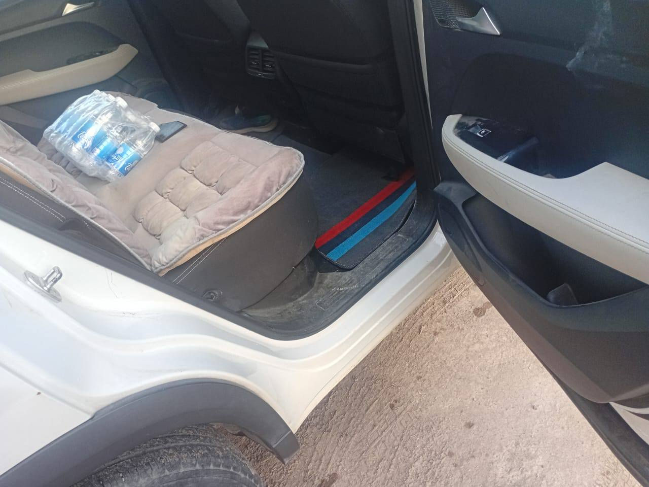 سلام وعليكم شوفرليت كابتيفيا ٢٠١٢ مواصفات ال تي سلايد وبصمه شاشه وكامره دواره اصليه ماشيه ٤٥ الف بيها باب سايق صبغ سعر ١٣٠ ورقه قابل للتفاوض العنوان زيونه ***********
