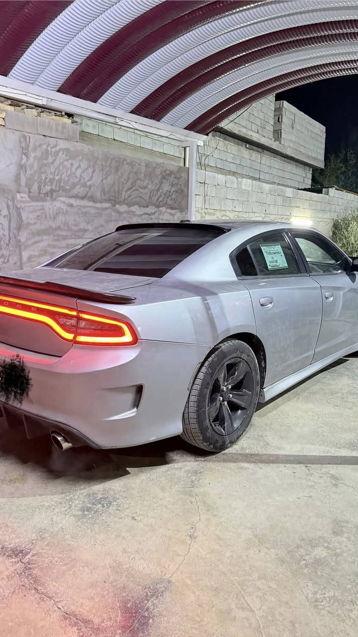 جارجر للبيع مديل 2015 رقم بغداد بسمي رقم جديد  محرك 3600
تخم تاير وحداديه نظيفه
بيها صبغ 4 قطع 
تبريد تدفئه جاهز 
العنوان ديالى 
 السعر 154بيها مجال 
***********
