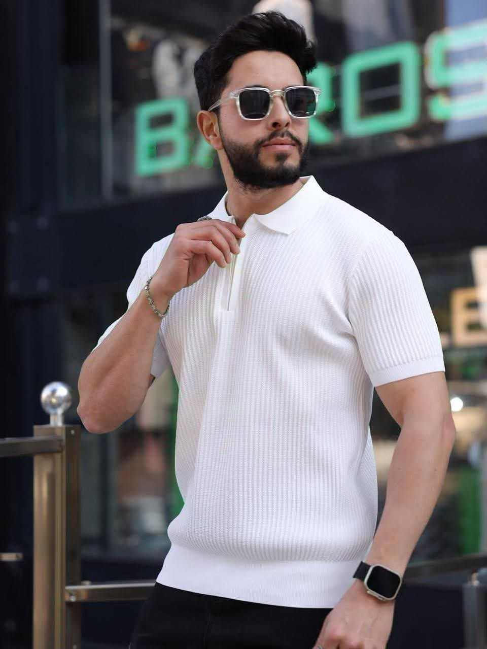 *وصلنا حديثاً ال Knitted Polo (بولو تريكو مضلع)
بالسحاب، القطعة اللي تجمع بين راحة التيشيرت وفخامة
القميص👕✨.

• الخامة: محبوك بجودة عالية مع نقشة مضلعة طولية نعطي مظهر فخم وجذاب.

• التصميم: ياقة كلاسيكية مع سحاب معدني أنيق يعوض عن الأزرار التقليدية، مع قصة (Slim Fit) تبرز الجسم
بشكل مرتب.💕

• التنسيق: يرهم جداً ك ستايل سمارت كاجوال مع نطلون قماش أو جينز غامق.🚀

كشختك ويانا دائماً تختلف.
• متوفر الآن بجميع الألوان والقياسات في المحل.
* للحجز أو الاستفسار، راسلونا على الخاص.💬

⁠#ملابس_رجالية #أزياء_شبابية #بولـو #تريكو #ستايل_رجالي #ملابس_الصيف #أناقة #أزياء #Fm_Store


**إذا كنت صاحب هذا الإعلان وتريد حذفه لأي سبب، رجاءا أرسل رسالة إلى الدعم الفني**