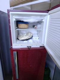 ثلاجه • نضيفه • حي العامل