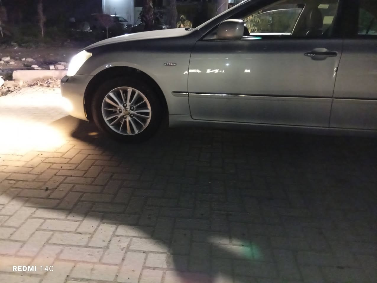 مووس ٣ دوگمە ٢٠٠٧ ١٨٠ بچووک بە گەورە لە کەلارەوە بۆ گوندی عیسای ٦لیتری خواردوە
0773 105 0067
