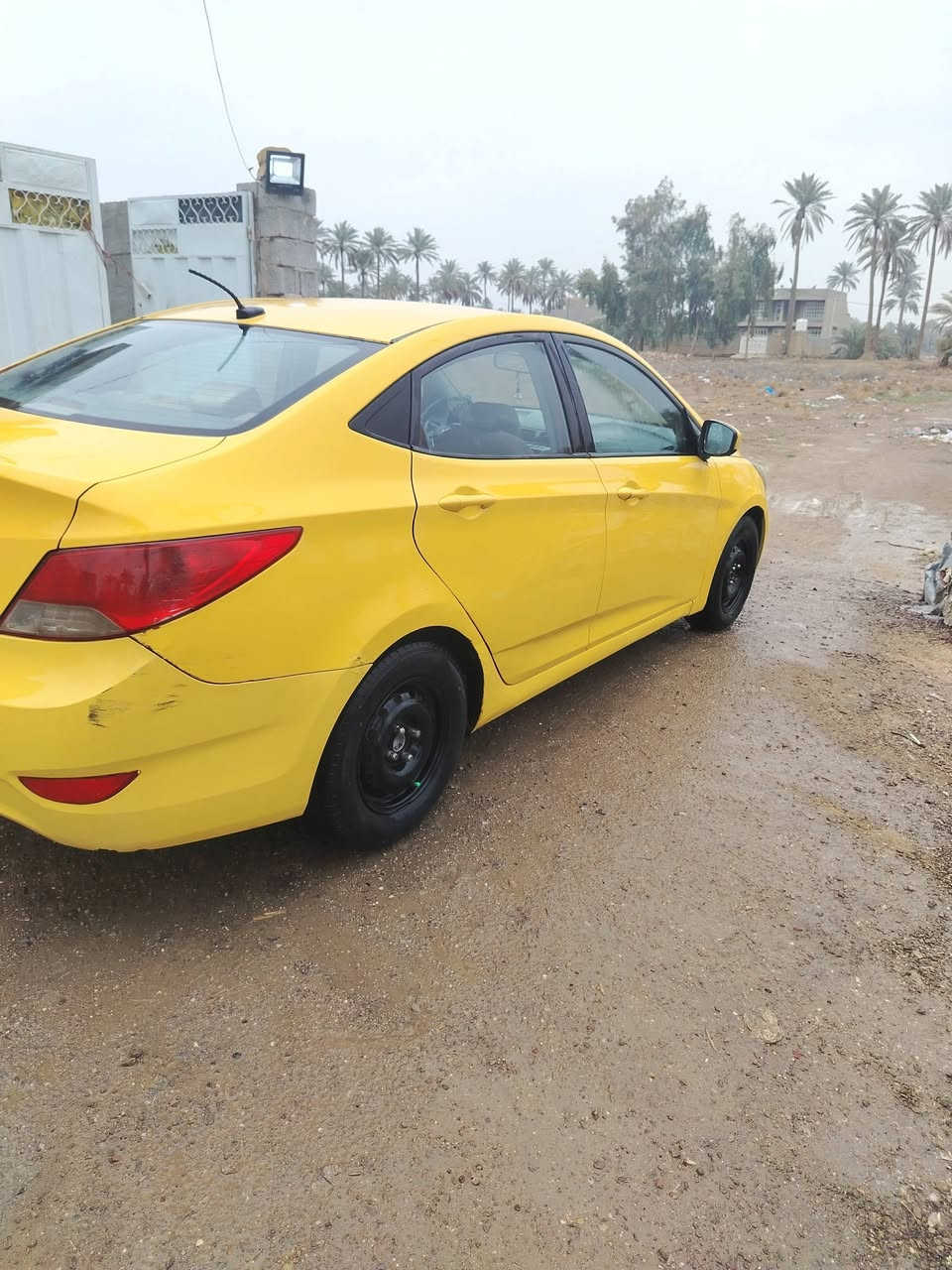 السلام عليكم اكسنت وارد امريكي موديل 2013 للبيع حادث بنيد فقط كير مكينه مكفول تبريد ثلج❄ تدفئة شغاله تخم تاير باتري جديد حد اديه جديد ه دوشمه وكاعيات سفر مابيه اي نقص السعر 85 وبيه مجال بسيط الاستفسار الاتصال على هذه الرقم *********** اؤ واتساب على هذه الرقم ***********
