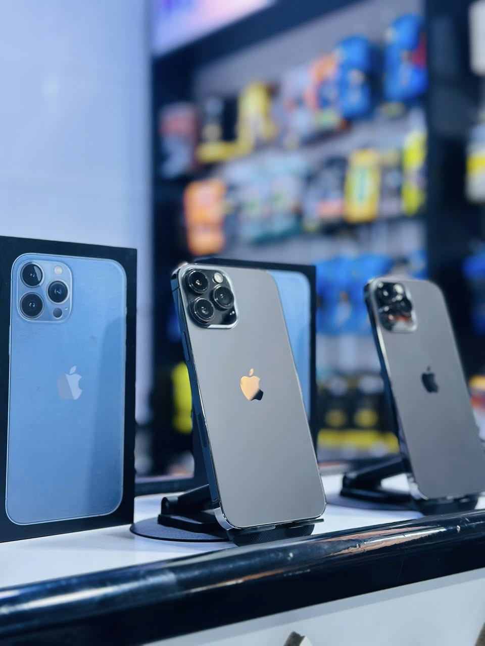 السلام عليكم متوفر:
♠️قطعتين آيفون 13 Pro Max أمريكي بذاكرة 256 بطاريات 84/82 الأجهزة مكفولة وبضمان✔️.

☑️***********☑️

☑️مركز سفن فون للهواتف النقالة☑️
