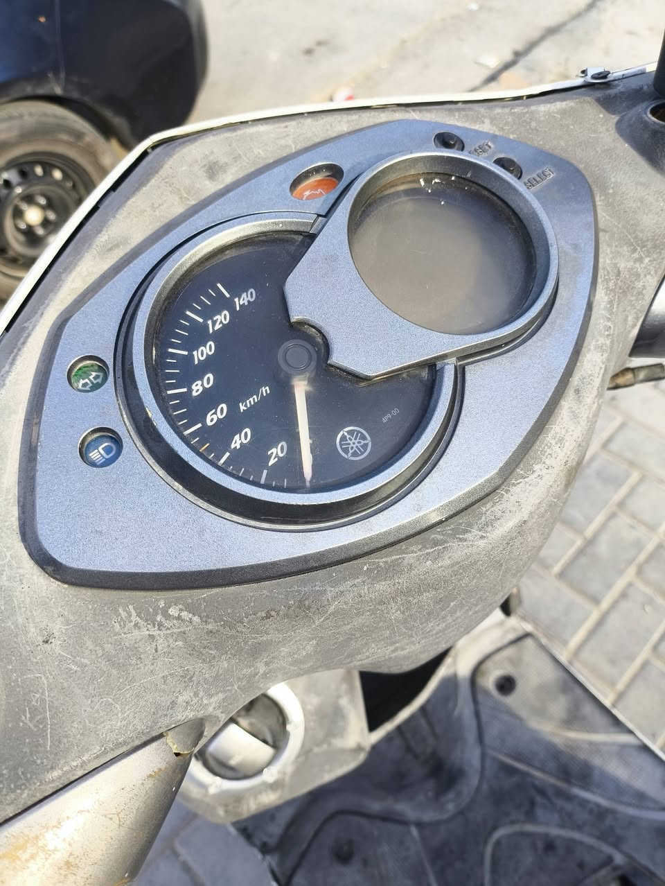 سكنس فحل 140
للبيع كامله مابيها نقص بس الغطه الي يصير جوه الجنطه ليصير علمحرك دارجه كامله سلف هندر هورن كفراتها شويه تعبانه والرون مو ثابت  يرادلها ترتيب الدراجه  سعرها 450 وبيها مجال مكان بغداد الدوره ميكانيك
 *********** واتساب
