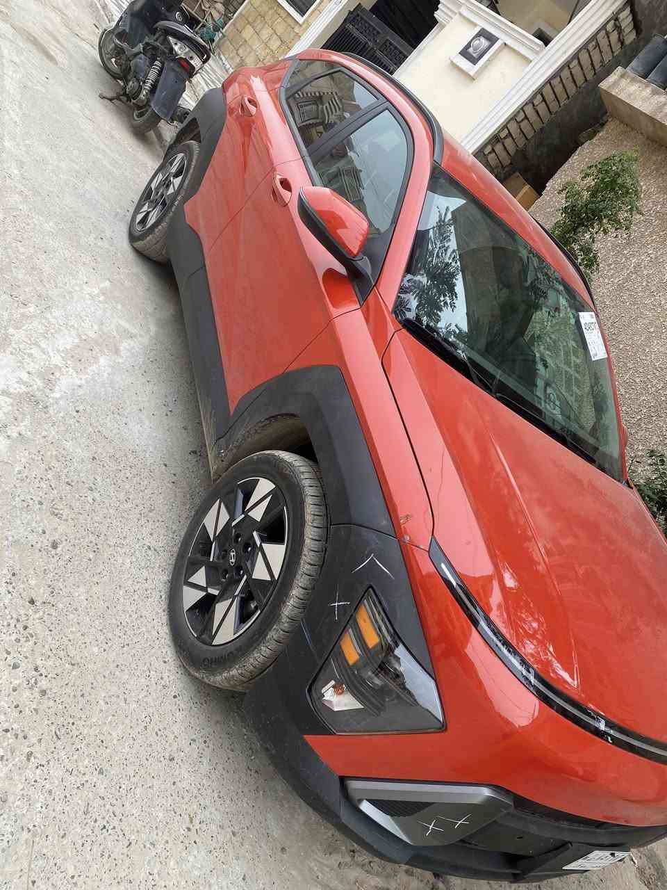 هونداي كونا 2024
فول مواصفات، عدا الفتحه بدون رقم 
وارد أمريكي السيارة  صبغ ربع من حافة البنيد فقط دعامية مبدل نفس اللون  

ماشية 17 الف ميل

المواصفات:

- السيارة لون برتقالي  

- محرك 2000 دوش المرغوب 

- بصمة تشغيل مع الأبواب والصندوق

- تشغيل عن بُعد

- هند بريك بصمة

- شاشة ديجيتال متصلة

- نظام ترحيب عند الاقتراب

- كرسي سائق كهرباء

- رادار أمامي + خلفي + نظام النقطة العمياء

- تحديد مسار وتحذير عند الخروج عن الخطوط

- نظام أوتو بارك يضرب بريك عند الاقتراب

- أنظمة قيادة متعددة

- أوتو هولد

- نظام صعود المنحدرات

- إشارات في المرايا

- تبريد بيانو مناخي منفصل (أمامي وخلفي)

- تحكم ستيرن أربع جهات

- شاشة كبيرة لمس تدعم Android Auto وApple CarPlay

- كاميرا خلفية دوّارة Full HD

- إنارة LED أمامية ونهارية وخلفية 

- ⁠تبريد قطعتين 

- وضعيات قيادة سبورت + نورمال + سنو 

- رادار خلفي تنبيه عبور + بريك ذاتي 

- ⁠كار بلي  

السيارة مكانها بغداد/ الحرية

للاستفسار يرجى الاتصال ع الرقم

***********
