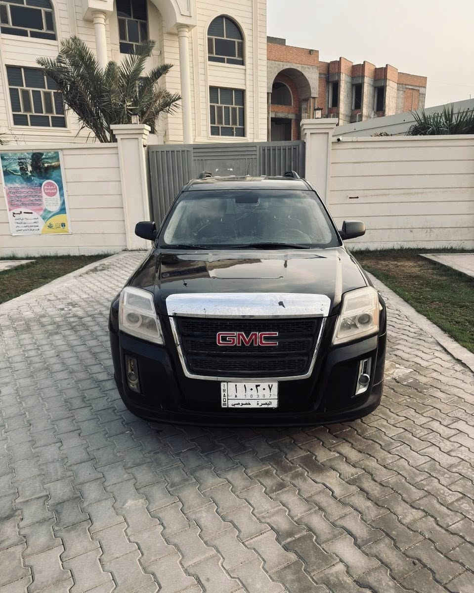 السلام عليكم جمسي تيران 2013 وارد امريكي فول موصفات (lst)رقم  بصره مشروع وطني سنويه مجدده محرك 4سلندر  محرك وكير حداده والتبريد مكفولات تخم تاير جديد السياره حلوه ودواخله نظاف  مواصفات شاشه كبيره وكامره وحساسات  وكشنات كهرباء وتدفىه كشنات . السعر 85 ورقه العنوان / بصره/ياسين خريبط 
تليفون📞/***********
