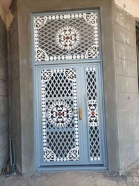 صباغ أبواب وشبابيك بسعار مناسبه 07850778363